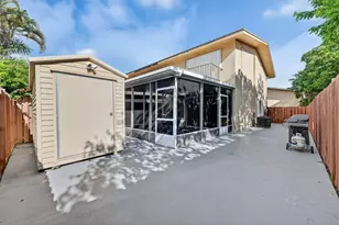 450 SE 7th St, Dania Beach, FL 33004 - Photo 15