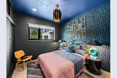 2424 NW 8th Avenue, Wilton Manors, FL 33311 - Photo 17