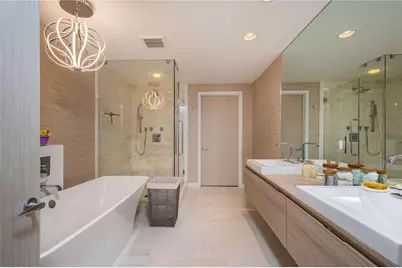 17111 Biscayne Boulevard #2105 + 1 BOAT SLIP 100 ft, North Miami Beach, FL 33160 - Photo 33