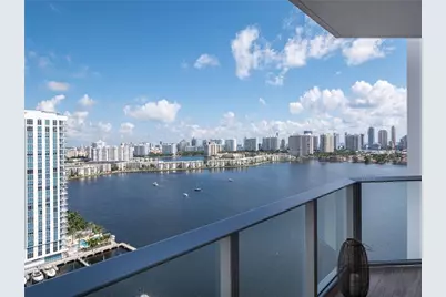 17111 Biscayne Boulevard #2105 + 1 BOAT SLIP 100 ft, North Miami Beach, FL 33160 - Photo 15