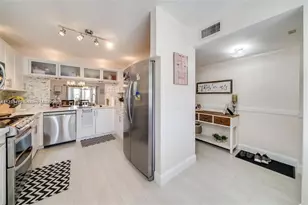 2560 NW 103rd Ave, Sunrise, FL 33322 - Photo 3