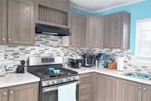 612 Hunting Clb Ave, Clewiston, FL 33440 - Photo 11