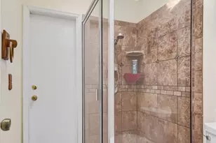 3440 E Point Dr, Hollywood, FL 33026 - Photo 33