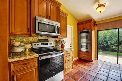 3440 E Point Drive, Hollywood, FL 33026 - Photo 23