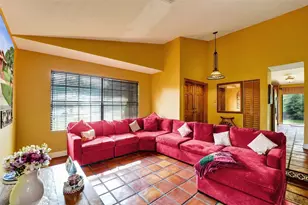 3440 E Point Dr, Hollywood, FL 33026 - Photo 9