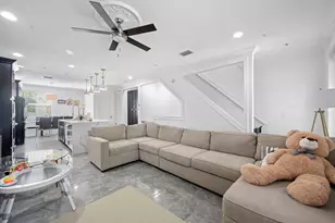 3909 Monarch Ln, Coconut Creek, FL 33073 - Photo 5