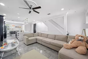 3909 Monarch Ln, Coconut Creek, FL 33073 - Photo 5