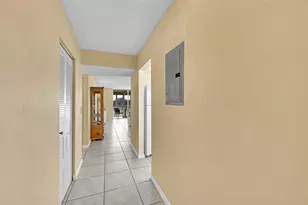 7620 NW 18th St, Margate, FL 33063 - Photo 5