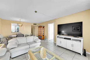 7620 NW 18th St, Margate, FL 33063 - Photo 11