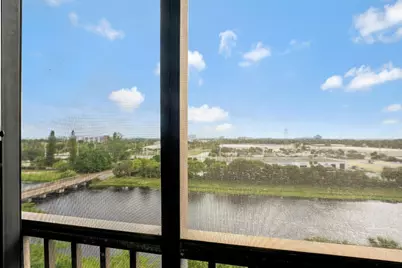 2200 S Cypress Bend Drive #805, Pompano Beach, FL 33069 - Photo 23