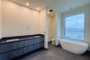 1319 NE 14th Ave, Fort Lauderdale, FL 33304 - Photo 19