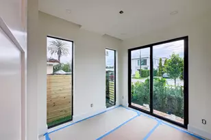 1321 NE 14th Ave, Fort Lauderdale, FL 33316 - Photo 11