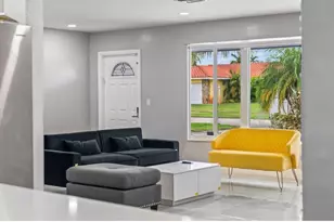 4811 Hayes St, Hollywood, FL 33021 - Photo 7