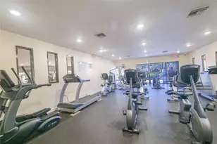 9020 Sunrise Lakes Blvd, Sunrise, FL 33322 - Photo 19