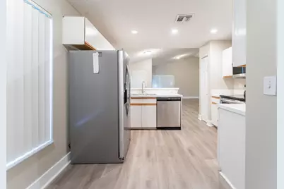 9220 Arborwood Circle, Davie, FL 33328 - Photo 9