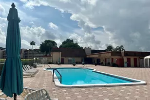 1015 Country Club Dr, Margate, FL 33063 - Photo 3