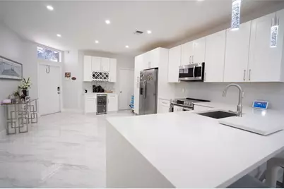 4723 SW 12th Place, Deerfield Beach, FL 33442 - Photo 3