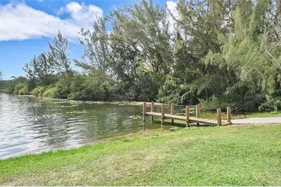 4723 SW 12th Place, Deerfield Beach, FL 33442 - Photo 17