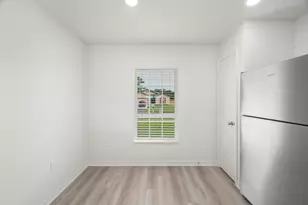 8045 105th Ct, Vero Beach, FL 32967 - Photo 5