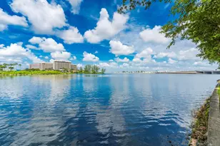 4805 NW 7th St, Miami, FL 33126 - Photo 31