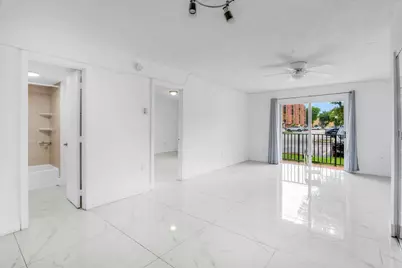 4805 NW 7th Street #105-15, Miami, FL 33126 - Photo 5