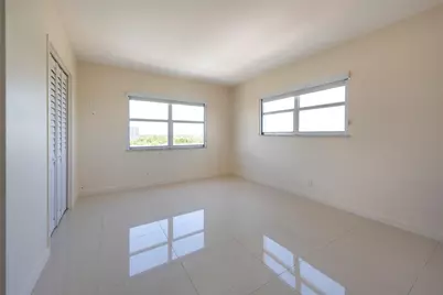 2555 NE 11th Street #902, Fort Lauderdale, FL 33304 - Photo 15