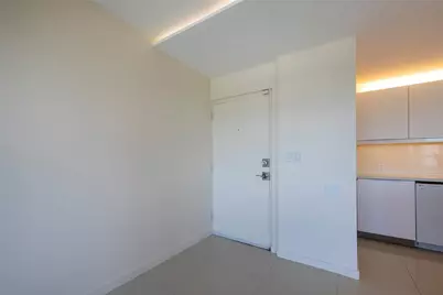 2555 NE 11th Street #902, Fort Lauderdale, FL 33304 - Photo 5