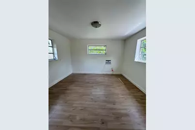 113 SE 4th Street, Hallandale Beach, FL 33009 - Photo 9