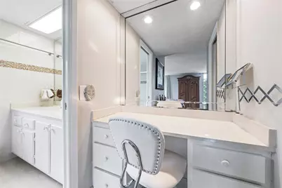 3960 Oaks Clubhouse Drive #312, Pompano Beach, FL 33069 - Photo 21