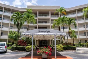 3960 Oaks Clubhouse Dr, Pompano Beach, FL 33069 - Photo 1