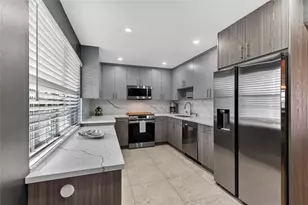 802 Cypress Grove Ln, Pompano Beach, FL 33069 - Photo 13