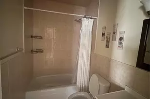 2220 NE 68th St, Fort Lauderdale, FL 33308 - Photo 5