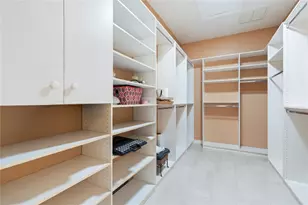 8235 NW 164th St, Hialeah, FL 33016 - Photo 11