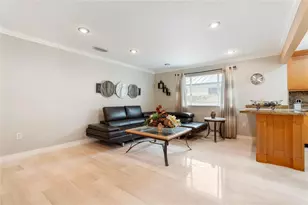 8235 NW 164th St, Hialeah, FL 33016 - Photo 27