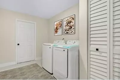 813 SW 52nd Street, Cape Coral, FL 33914 - Photo 17