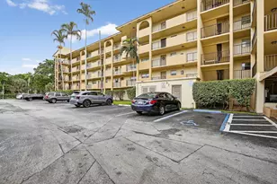 3905 N Nob Hill Rd, Sunrise, FL 33351 - Photo 29