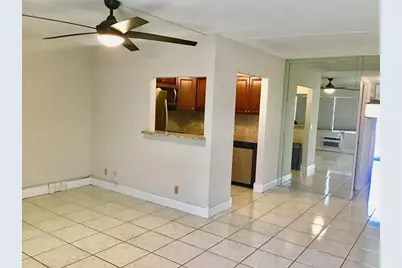 135 Fanshaw D #135, Boca Raton, FL 33434 - Photo 3