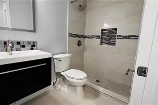 730 SW 2nd Ct, Fort Lauderdale, FL 33312 - Photo 23