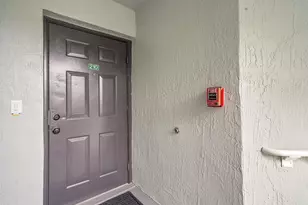 9645 NW 1st Ct, Pembroke Pines, FL 33024 - Photo 3