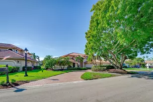 12422 Classic Dr, Coral Springs, FL 33071 - Photo 5