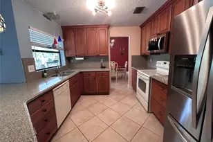 11641 SW 50th St, Cooper City, FL 33330 - Photo 5