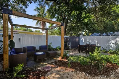 220 NE 165th Street, Miami, FL 33162 - Photo 27