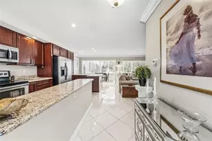 1000 SE 4th St, Fort Lauderdale, FL 33301 - Photo 11