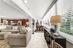 1000 SE 4th St, Fort Lauderdale, FL 33301 - Photo 9