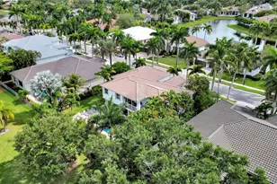 2527 Montclaire Cir, Weston, FL 33327 - Photo 45