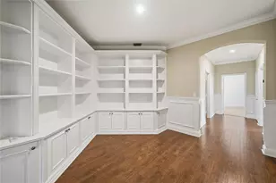 2527 Montclaire Cir, Weston, FL 33327 - Photo 85