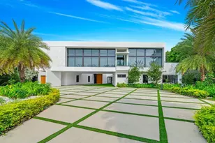 19 Gatehouse Rd, Sea Ranch Lakes, FL 33308 - Photo 3