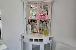 2909 Middle River Dr, Fort Lauderdale, FL 33306 - Photo 3