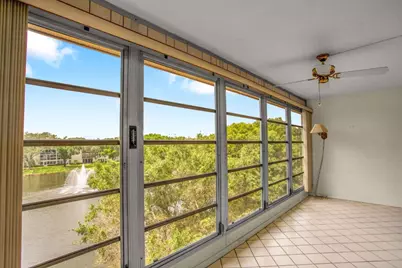 2202 Lucaya #D4, Pompano Beach, FL 33066 - Photo 5