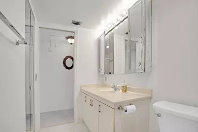 2202 Lucaya #D4, Coconut Creek, FL 33066 - Photo 17